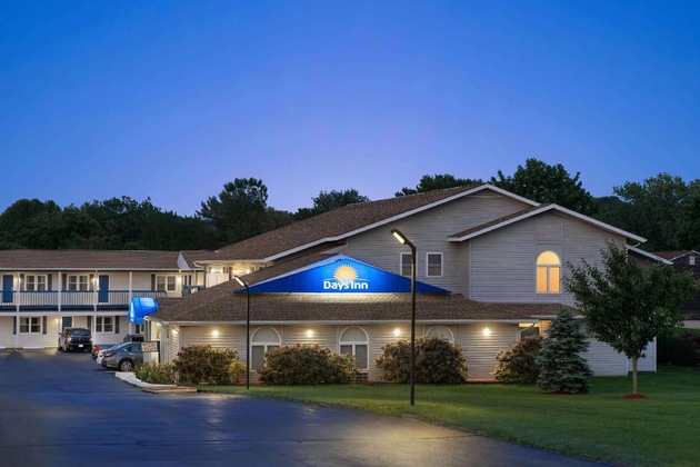 Gallery - Days Inn By Wyndham Middletown Newport Area