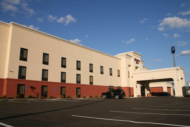 Gallery - Hampton Inn Williamsburg