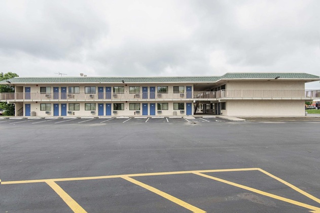Gallery - Motel 6 Kansas City North - Airport