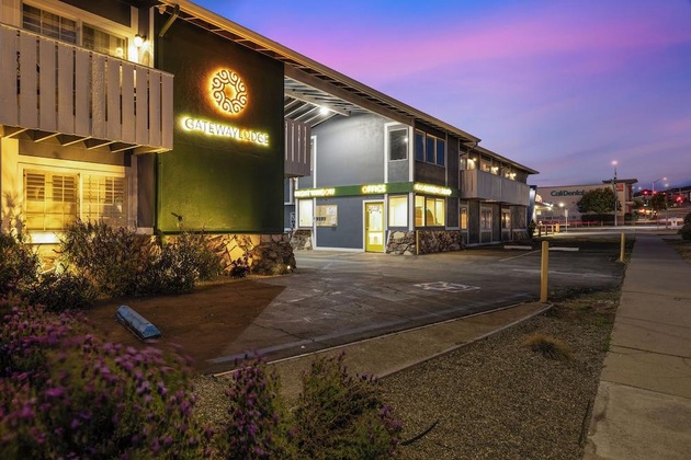 Gallery - Gateway Lodge