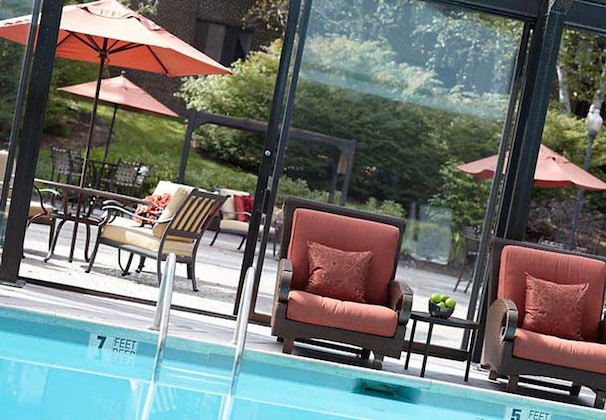 Gallery - Renaissance Westchester Hotel