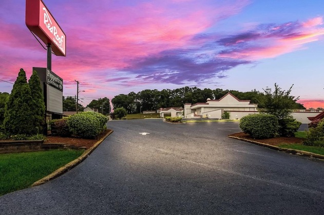 Gallery - Red Roof Inn New Stanton