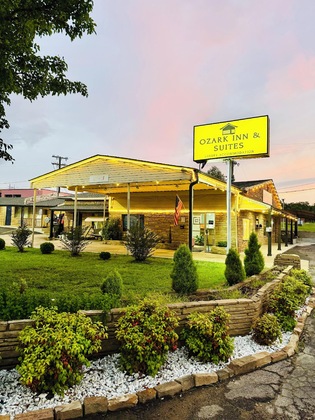 Gallery - Ozark Inn & Suites