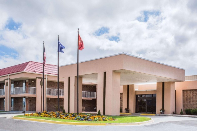 Gallery - Ramada By Wyndham Wytheville