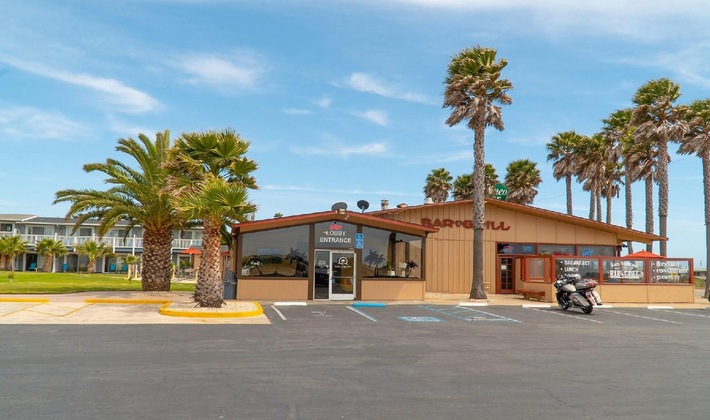 Gallery - San Simeon Lodge
