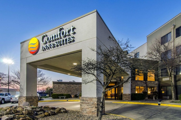 Gallery - Comfort Inn & Suites