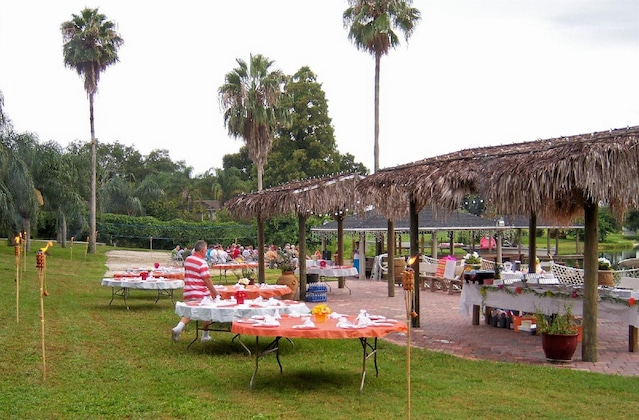 Gallery - Lake Roy Beach Inn