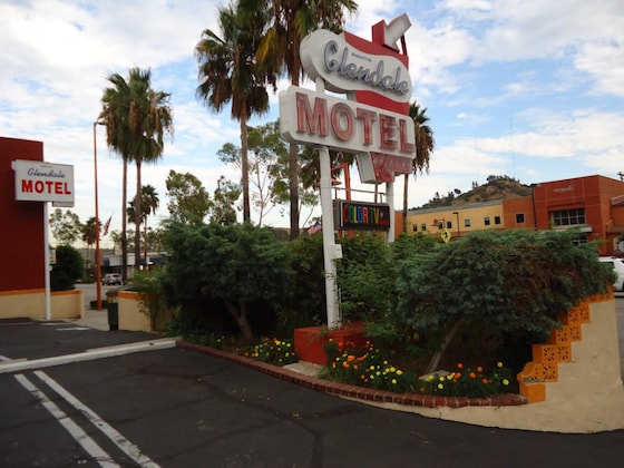 Gallery - Motel 6 Glendale, Ca – Pasadena Burbank Los Angeles