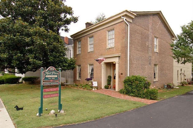 Gallery - Hall Place Bed and Breakfast