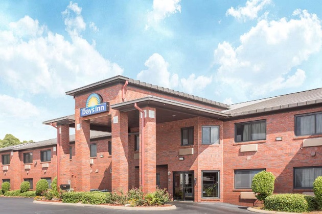 Gallery - Days Inn By Wyndham Phenix City Near Fort Benning