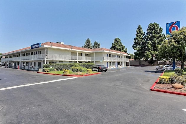 Gallery - Motel 6 San Jose South