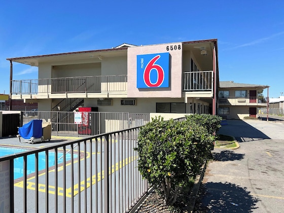 Gallery - Motel 6 Hattiesburg, Ms