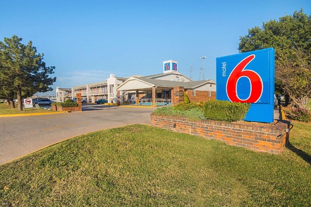 Gallery - Motel 6 Lawton