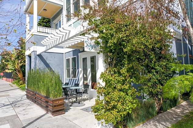 Gallery - Pacific Blue Inn