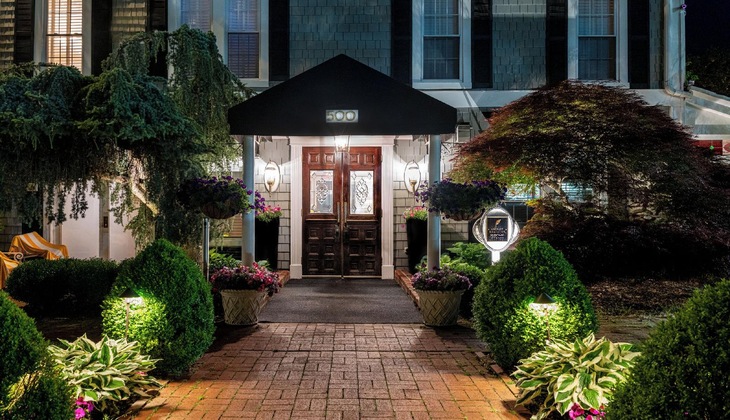 Gallery - Chateau Inn And Suites