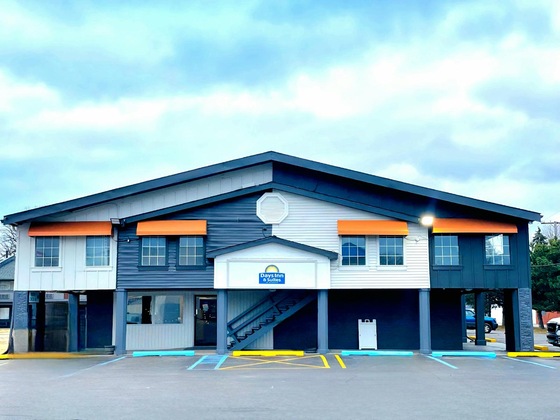 Gallery - Days Inn & Suites By Wyndham Port Huron