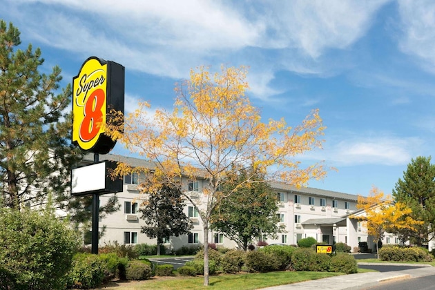Gallery - Super 8 By Wyndham Redmond