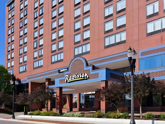 Gallery - Doubletree By Hilton Lansing