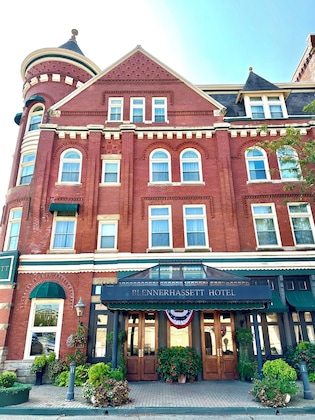 Gallery - The Blennerhassett Hotel