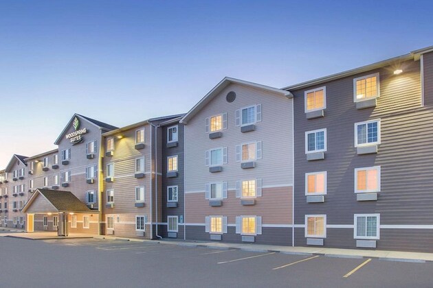 Gallery - Woodspring Suites Sioux Falls