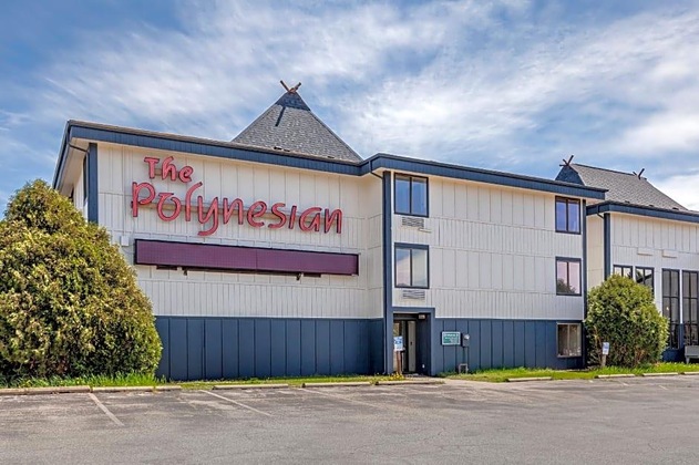Gallery - Polynesian Hotel & Suites Wisconsin Dells Lake Delton