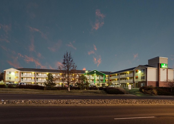 Gallery - Hometowne Studios By Red Roof Denver - Thornton