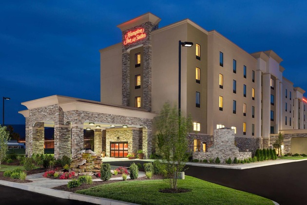 Gallery - Hampton Inn & Suites Williamsport- Faxon Exit