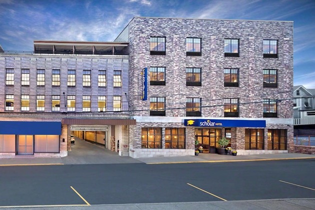 Gallery - Scholar Morgantown, Tapestry Collection By Hilton
