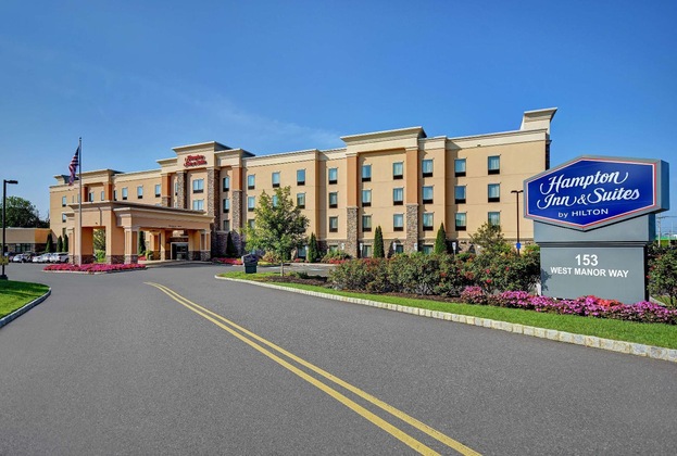Gallery - Hampton Inn & Suites Robbinsville
