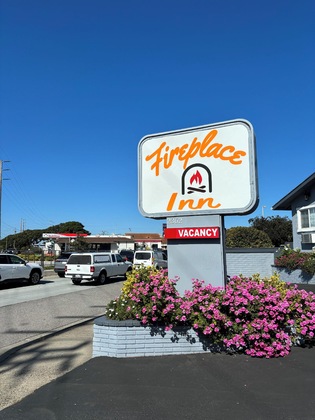 Gallery - Monterey Fireplace Inn