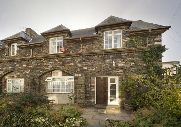 Gallery - Derwent Manor Apartments