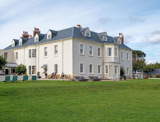 Gallery - Moonfleet Manor