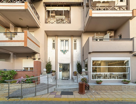 Gallery - Troulis Apartments