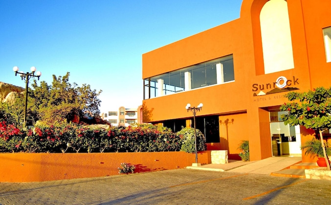 Gallery - Sunrock Hotel And Suites