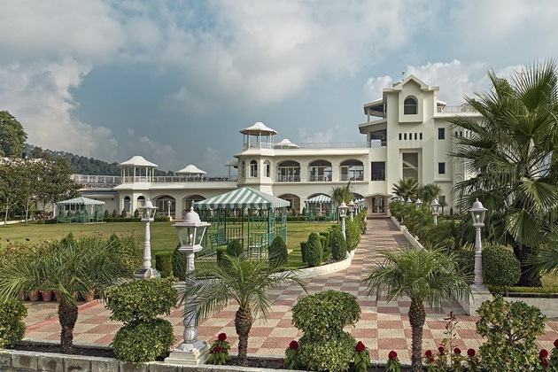 Gallery - Club Mahindra Kandaghat