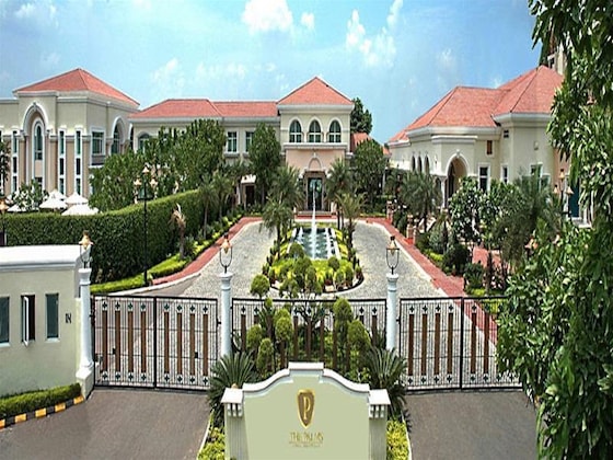 Gallery - The Palms - Town & Country Club