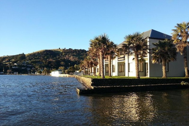 Gallery - Akaroa Waterfront Motels