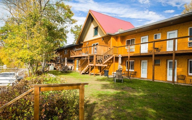 Gallery - Curriers Lakeview Lodge