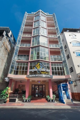 Gallery - Silver Mounts Hotel