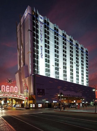 Gallery - Whitney Peak Hotel Reno, Tapestry Collection By Hilton