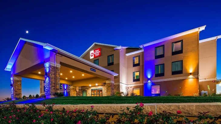 Gallery - Best Western Plus Hiawatha Hotel