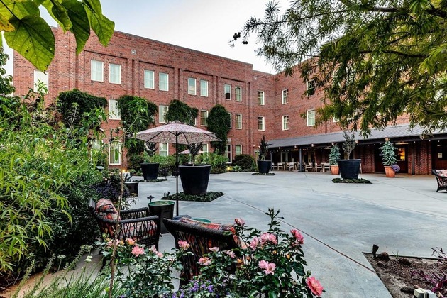 Gallery - The Inn At The Crossroads