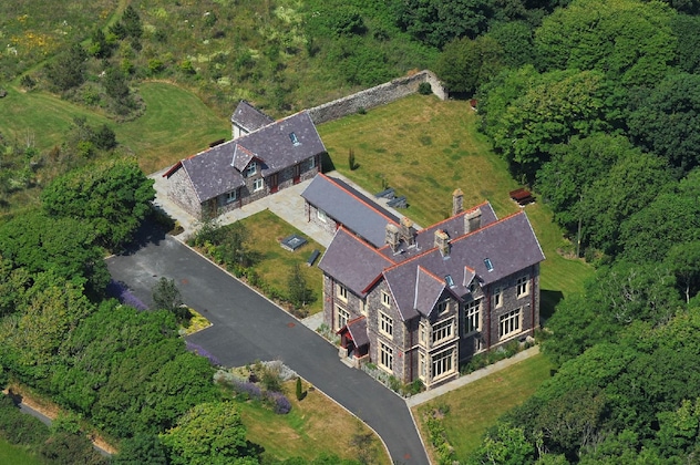 Gallery - Penrhiw Priory