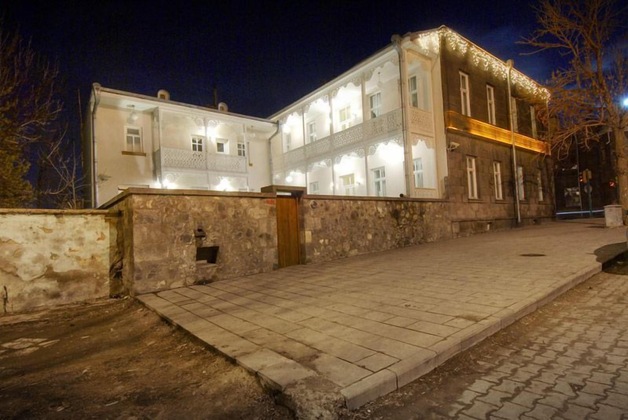 Gallery - Kar's Otel - Special Class