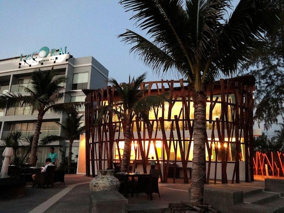 Gallery - Le Coral Beach Resort And Cafe