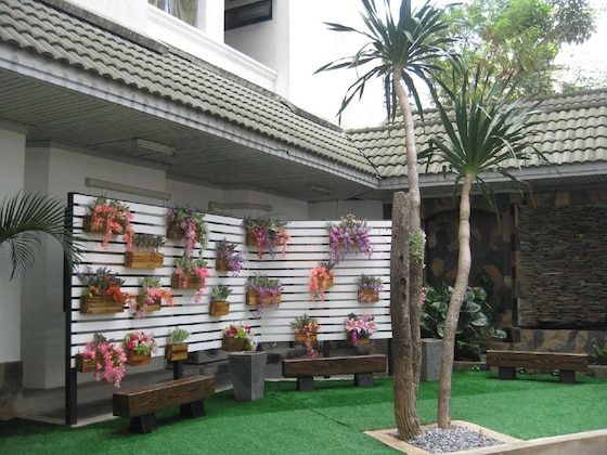 Gallery - Komol Residence Bangkok