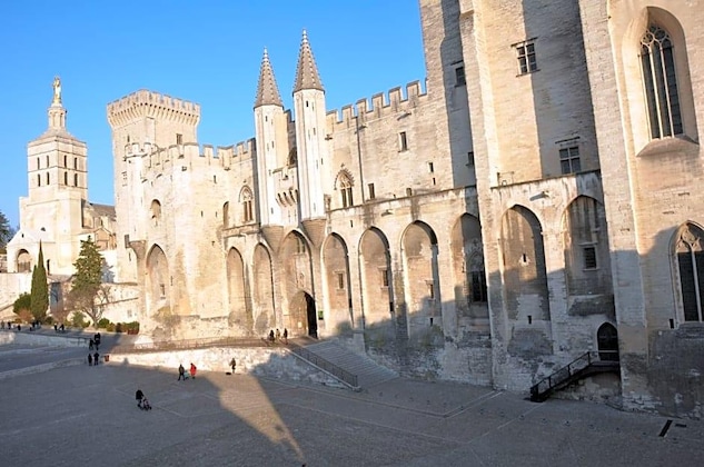 Gallery - Hôtel Du Palais Des Papes