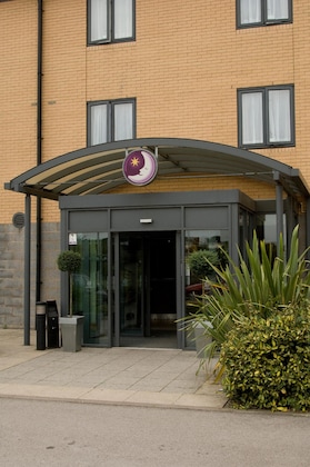 Gallery - Premier Inn Sheffield Meadowhall