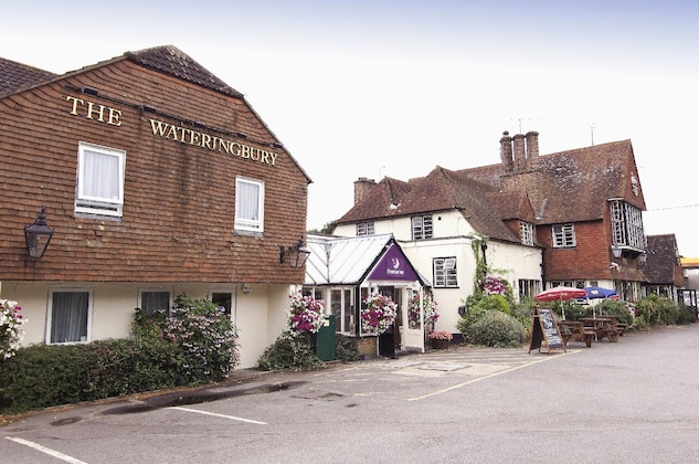 Gallery - Premier Inn Maidstone (A26 Wateringbury)