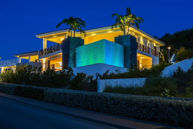 Gallery - Blue Bay Exclusive